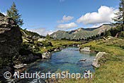 Foto F112034: Wasserbecken in Naturlandschaft